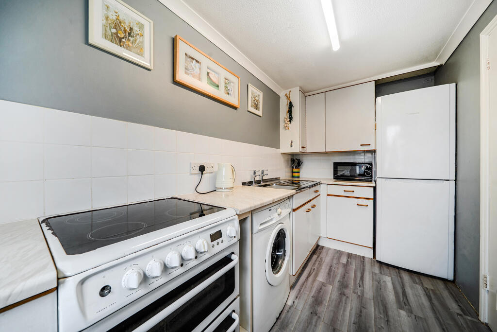 Apartment in Taunton - View 4