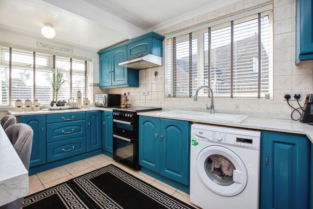 House in Nottingham - View 4