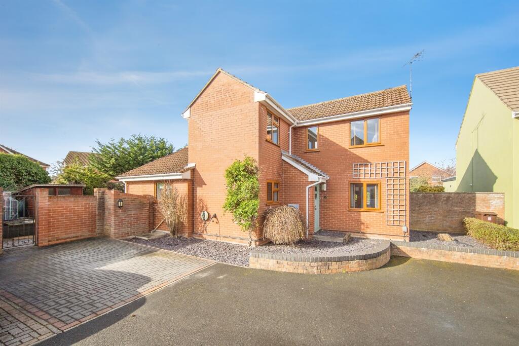 Main image of property: Wallis Court, Colchester