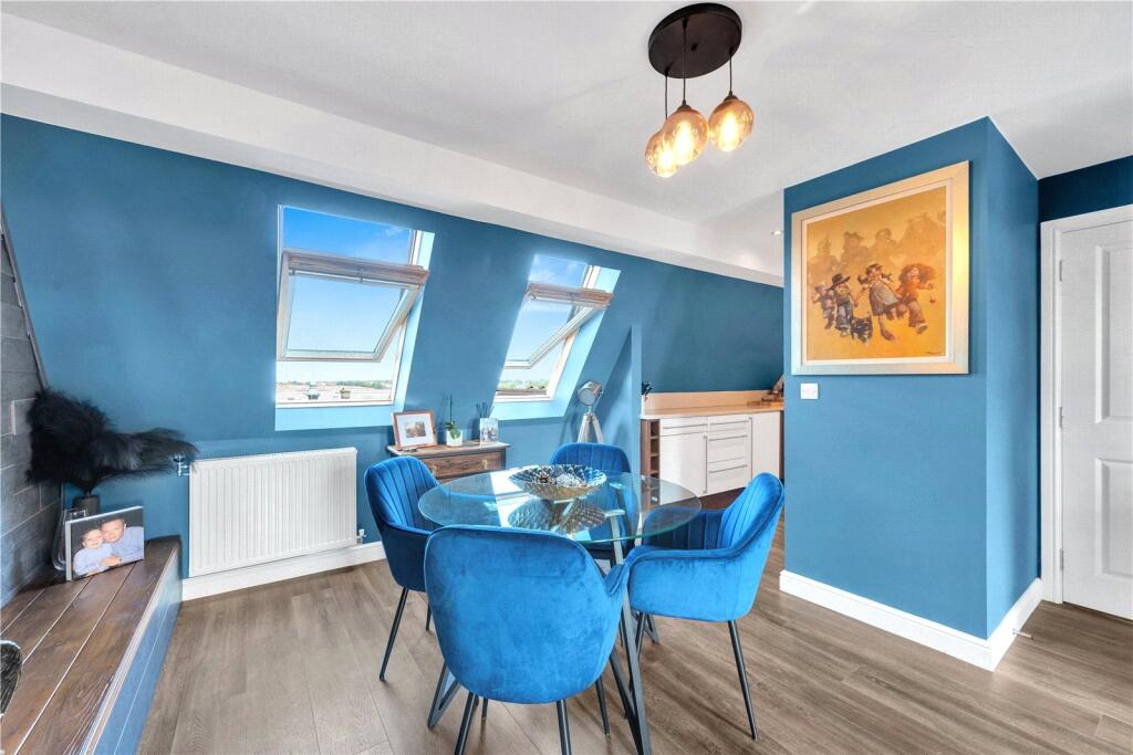 Apartment in Dartford - View 5