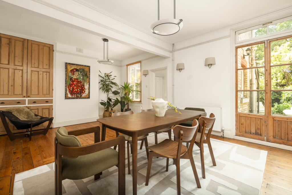 House in Cambridge, Chesterton - More
