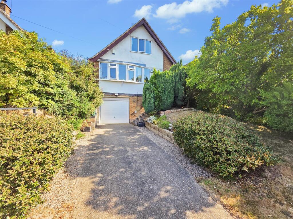 Main image of property: Gardenia Grove, Nottingham