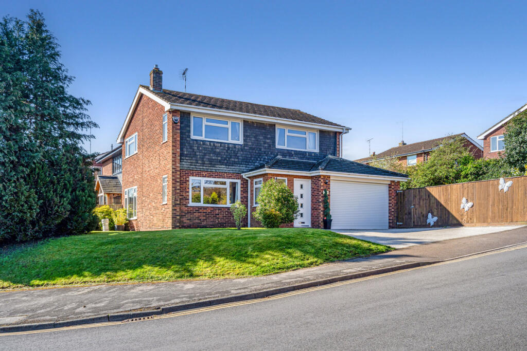 Additional image 30 of Brook End Close, Henley-in-arden, B95