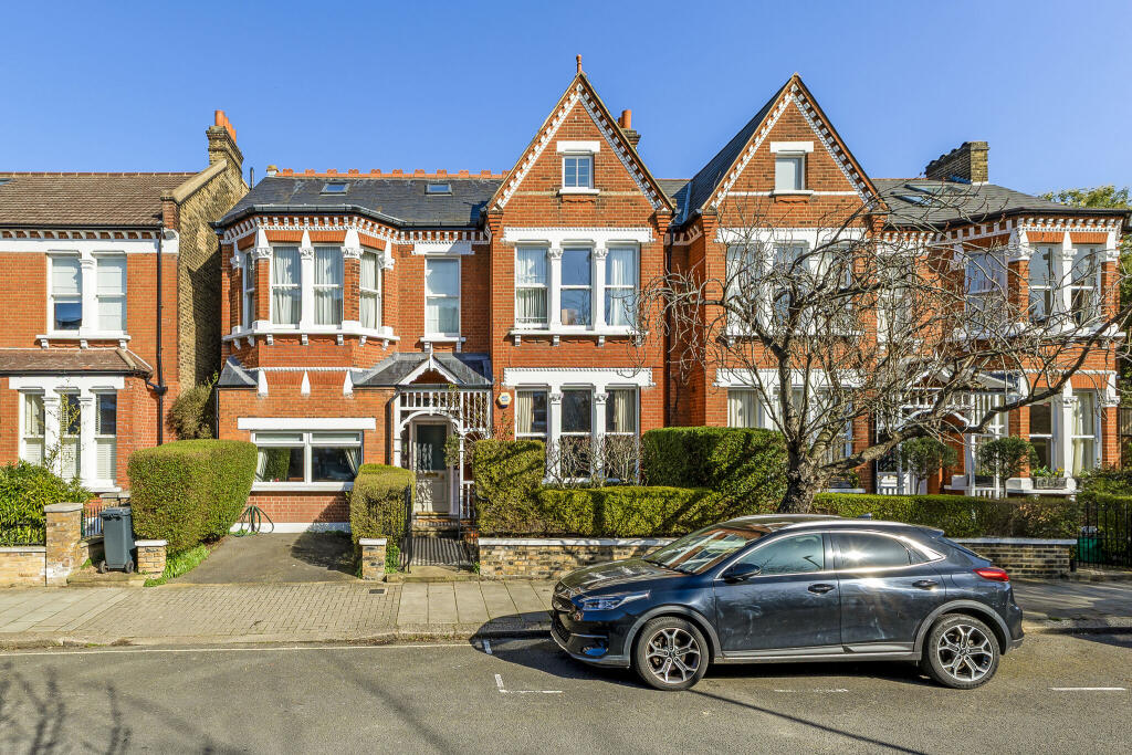 Main image of property: Rollscourt Avenue, London, SE24