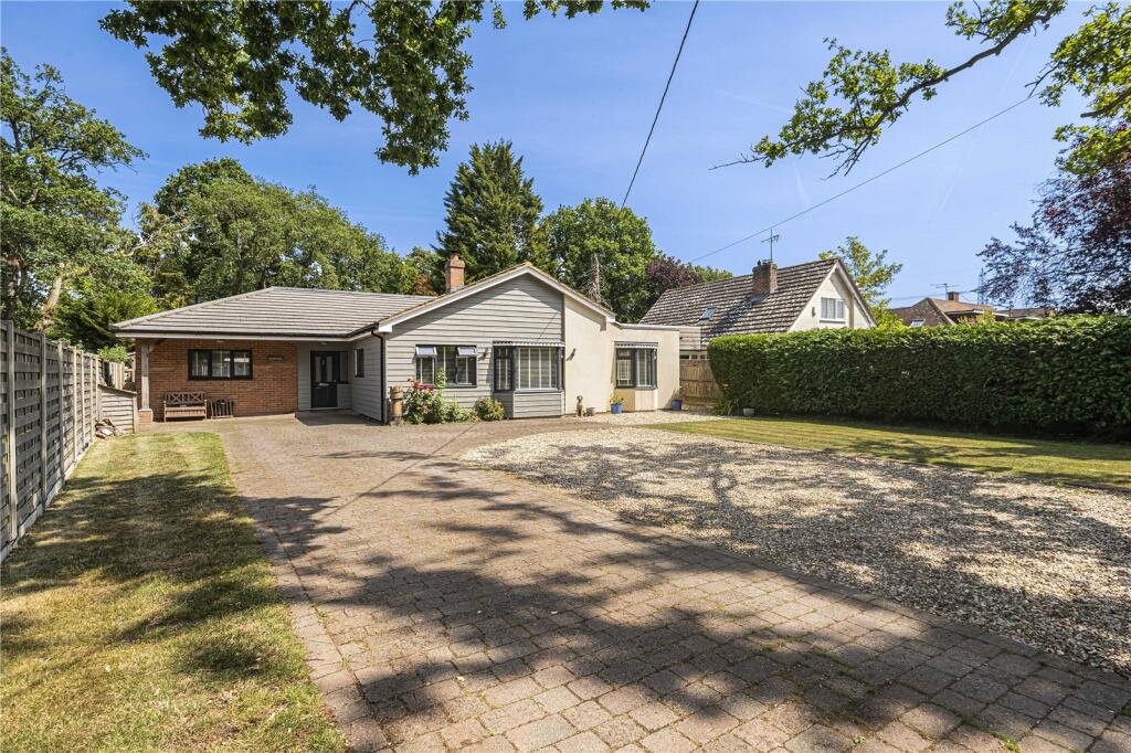 Island Farm Road, Ufton Nervet, Reading, RG7 photo 3