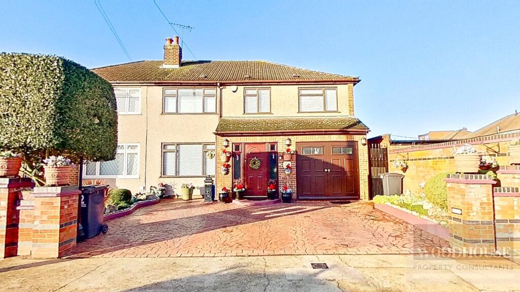 4-bed semi-detached on Bewley Close, Cheshunt, Waltham Cross, EN8, £669,995