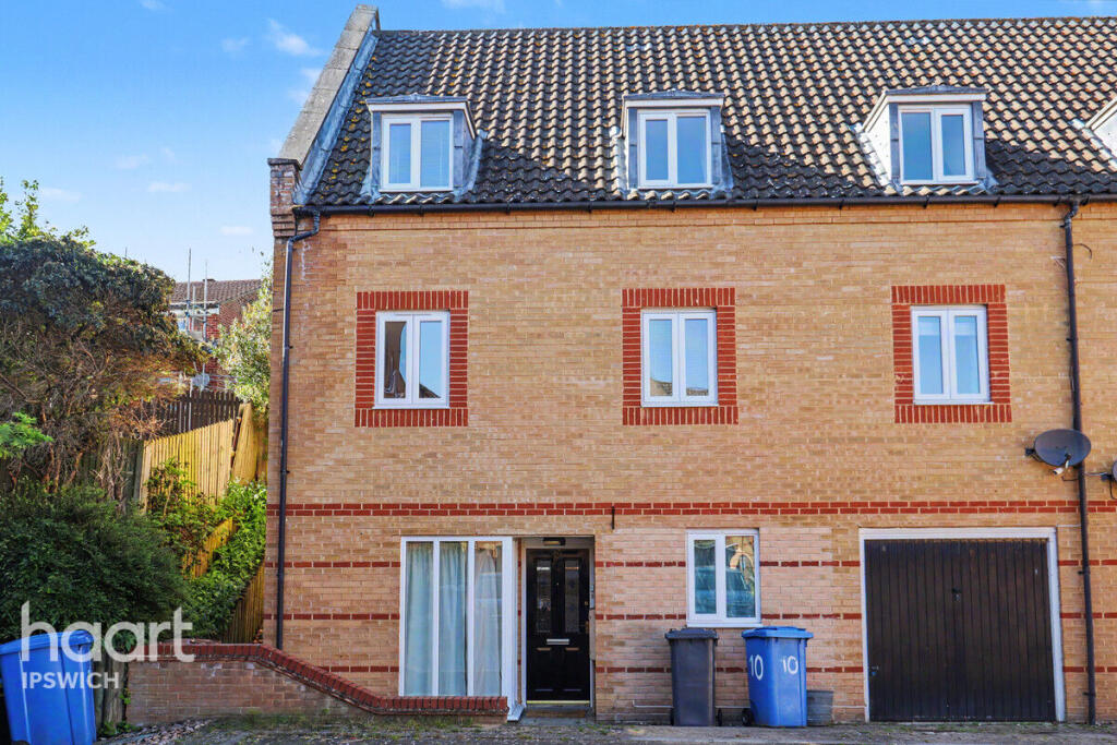 Main image of property: Sagehayes Close, Ipswich