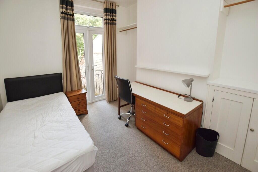 House in Exeter - View 5