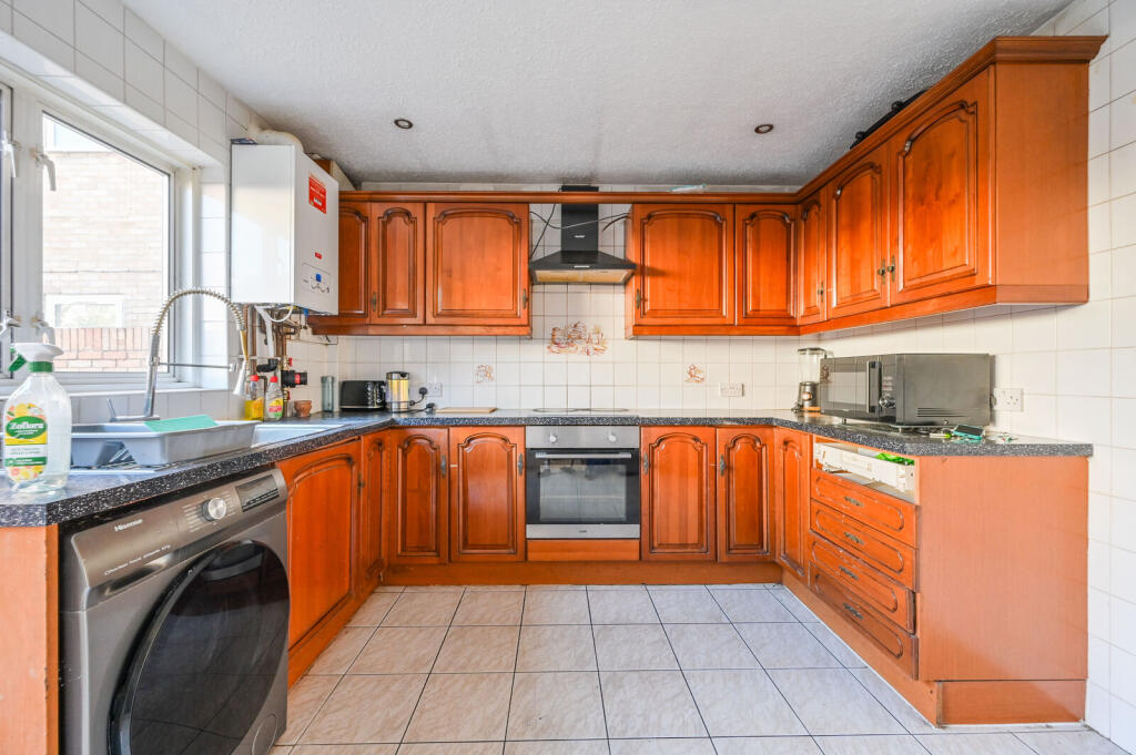 House in London, Custom House, Silvertown