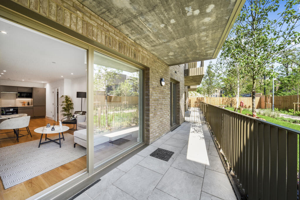 Apartment in London - View 2