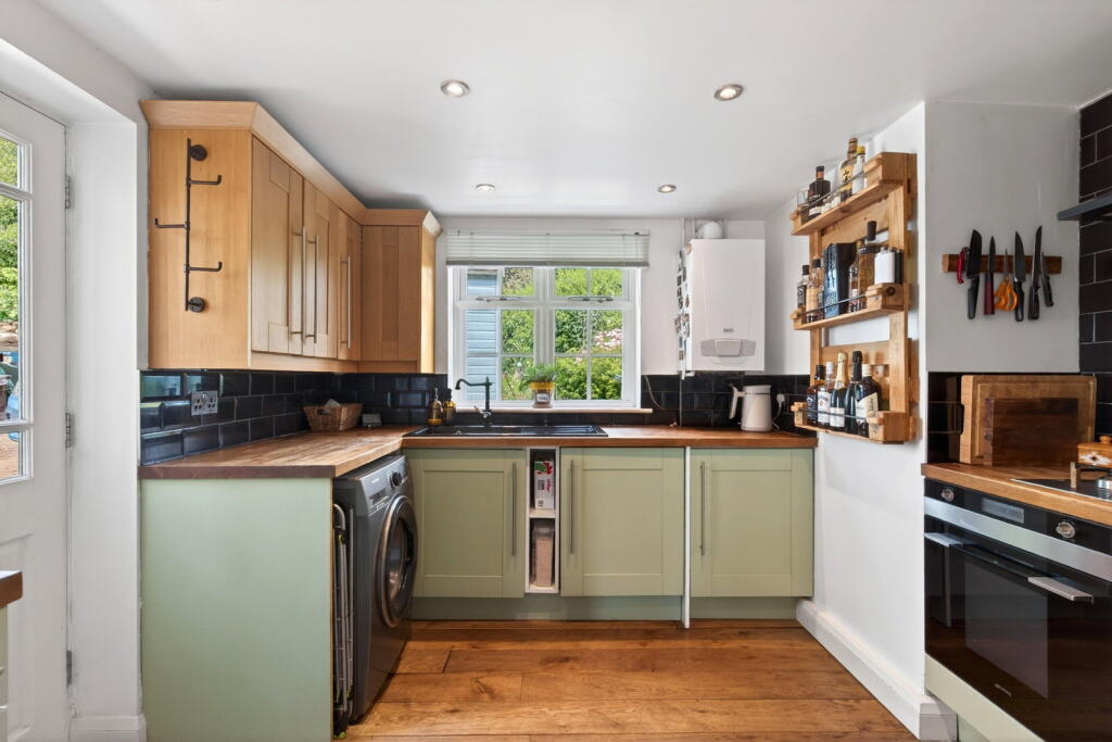 House in Milton Keynes, Drayton Parslow - View 2