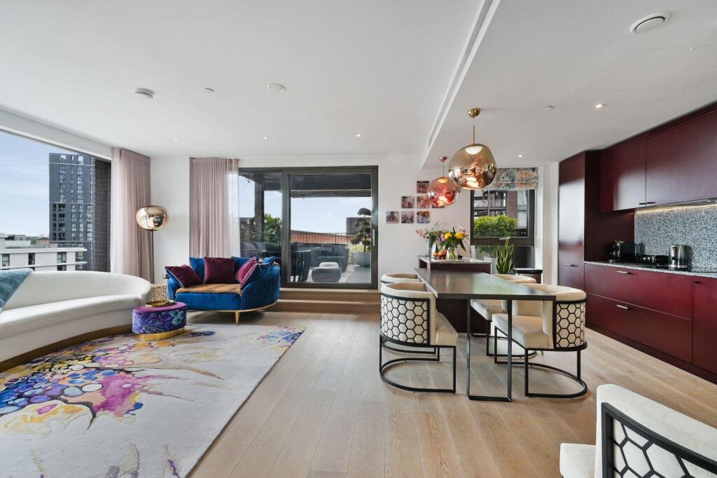 Main image of property: Legacy Building, Embassy Gardens, SW11