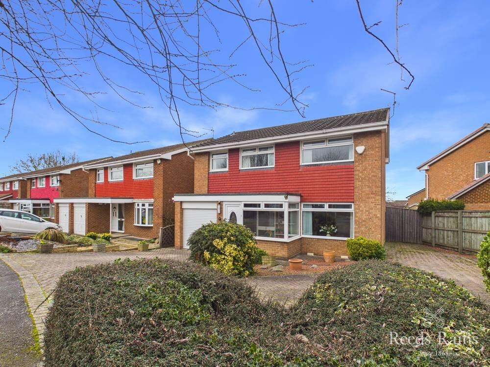 Main image of property: Sunstar Grove, Marton-in-Cleveland, Middlesbrough, North Yorkshire, TS7