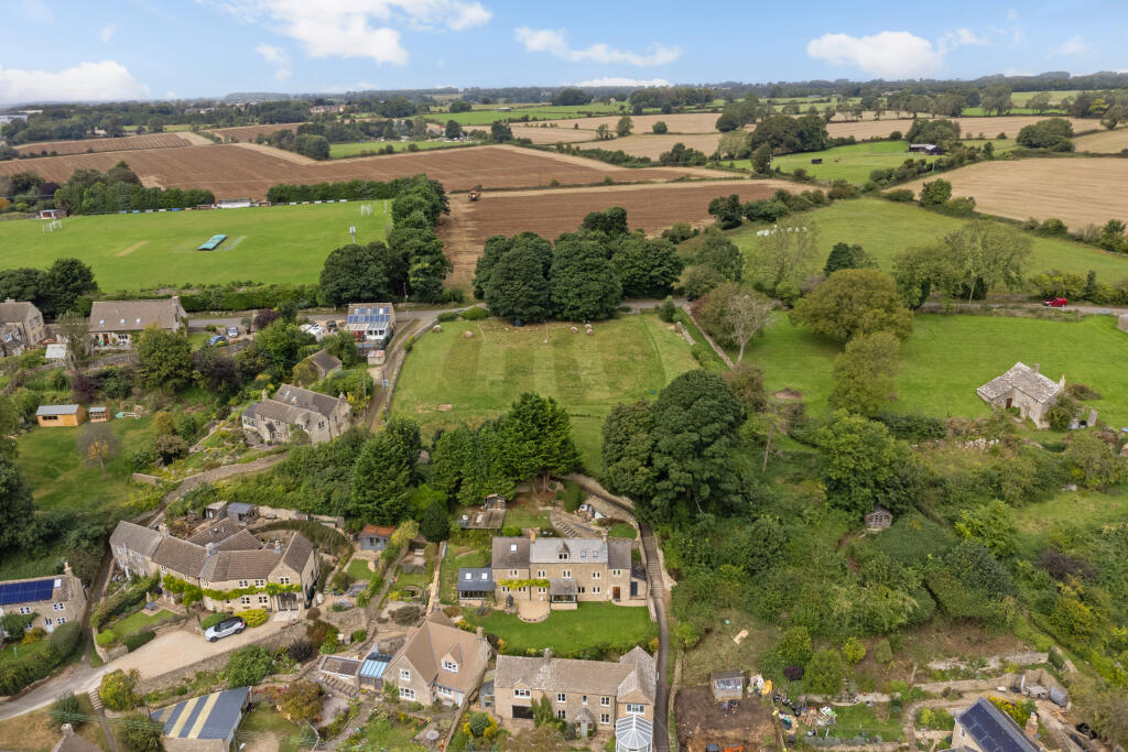 House in Stroud, France Lynch, Chalford - View 3