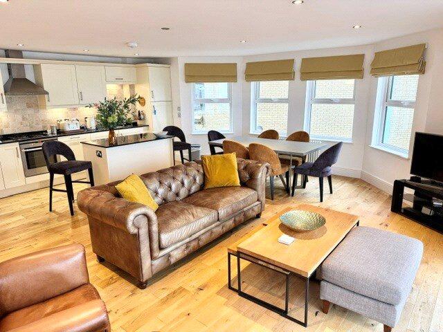 Apartment in Ventnor, Cowlease - View 5