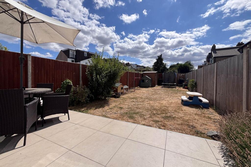 House in London, Beckenham - View 5