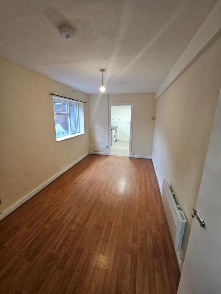 Main image of property: 127 Ground Floor, Radford Road, Coventry