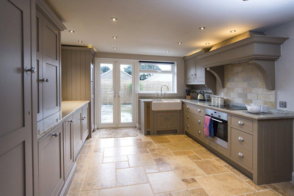Beach Road, Morfa Bychan, Porthmadog, Gwynedd, LL49 photo 4