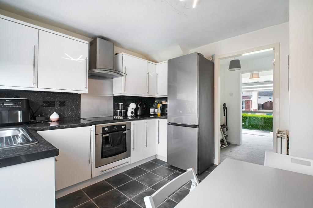 House in Kilmarnock, South Ayrshire - View 3