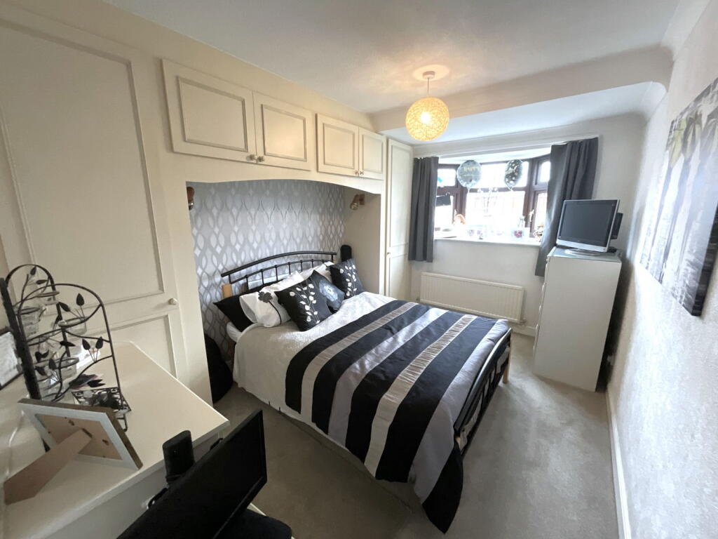 Additional image 11 of CRADLEY HEATH, Higgs Field Crescent