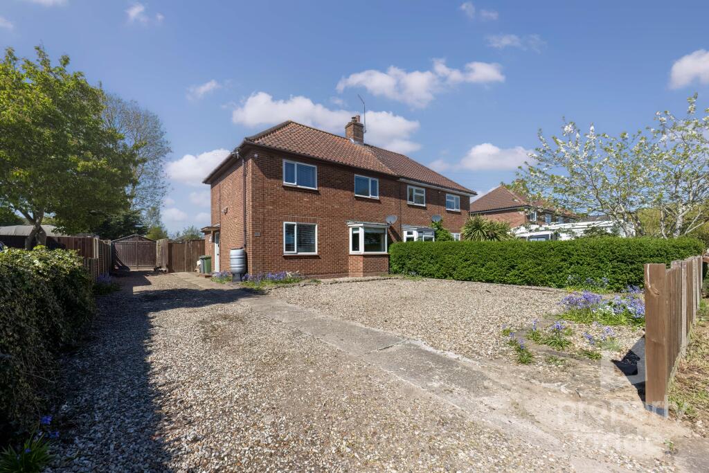 Main image of property: Norwich Road, Aylsham, NR11