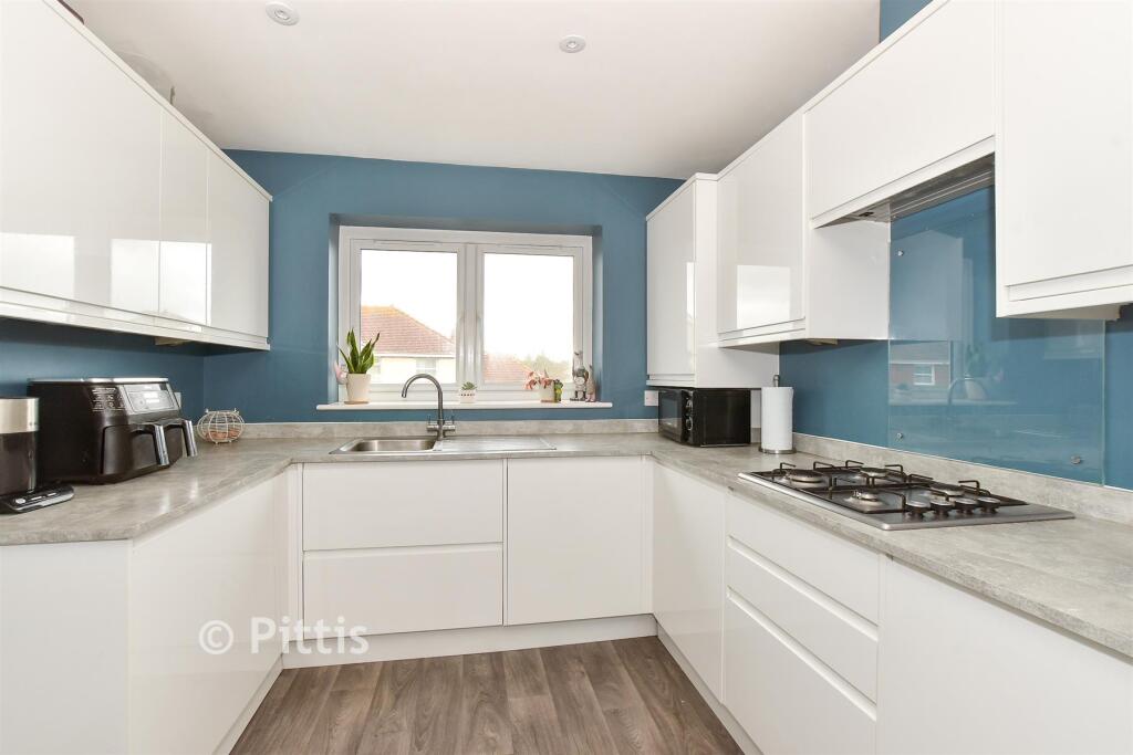 4-bed semi-detached on Hurst Point View, Totland, Isle of Wight, £385,000
