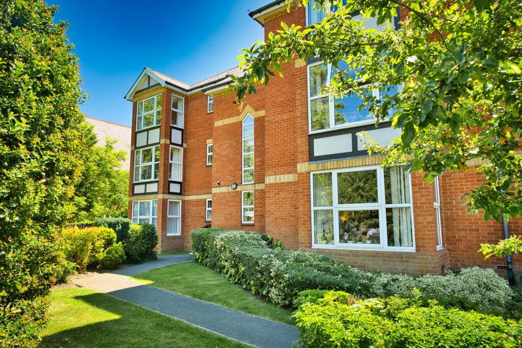 Main image of property: Harrison Close, Hitchin, SG4