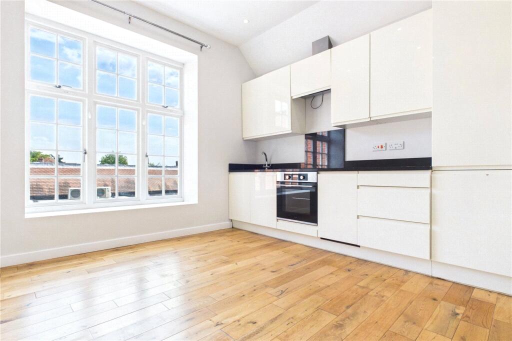 Apartment in Pangbourne, West Berkshire - View 4