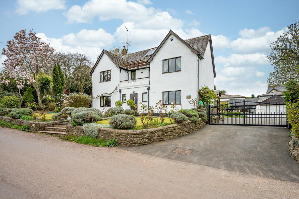 Main image of property: Agincourt House, Llanddewi Rhydderch, Abergavenny