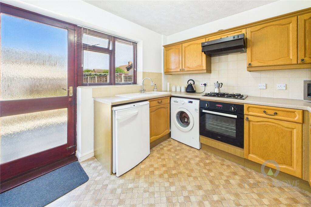 Enfield Close, Duston, Northampton, Northamptonshire, NN5 photo 4