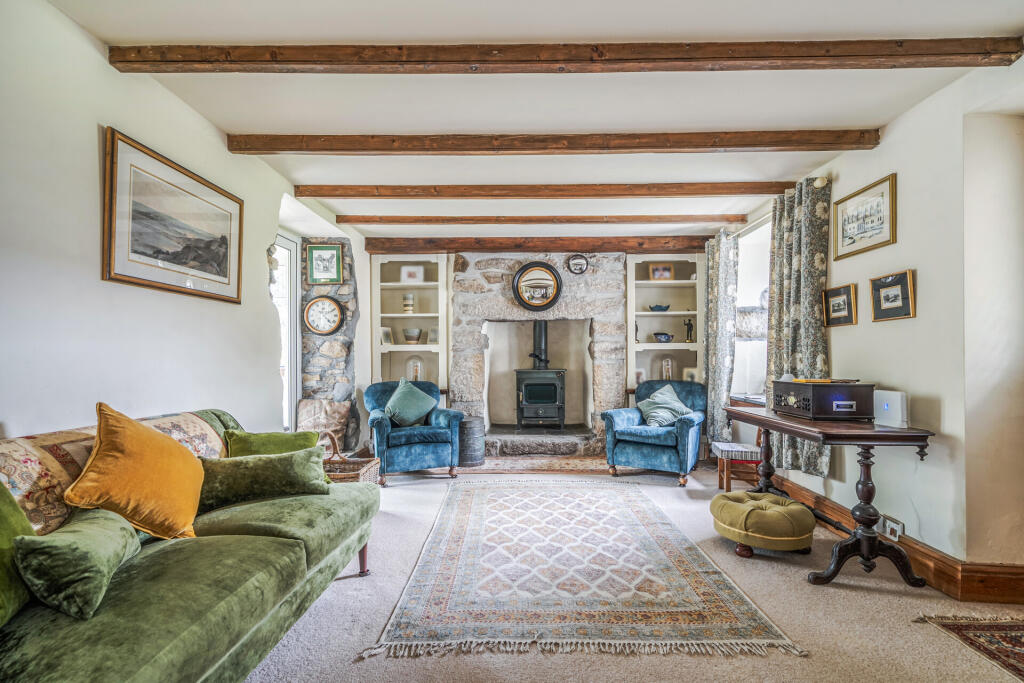 House in Truro, Wendron - More