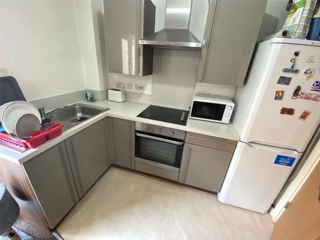 Apartment in Manchester - View 4