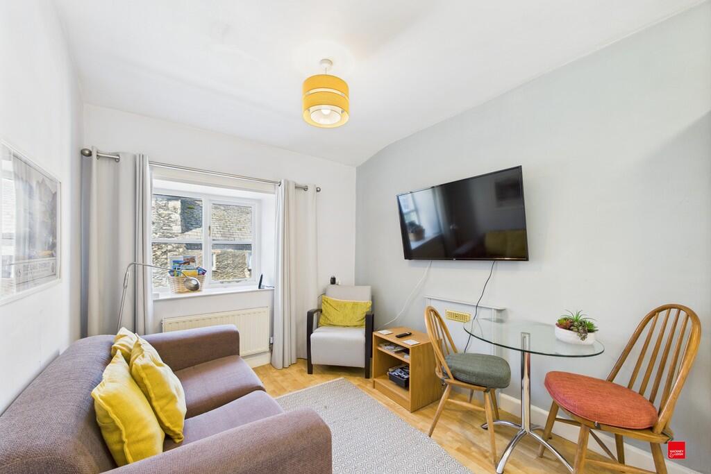Apartment in Lancaster - View 2