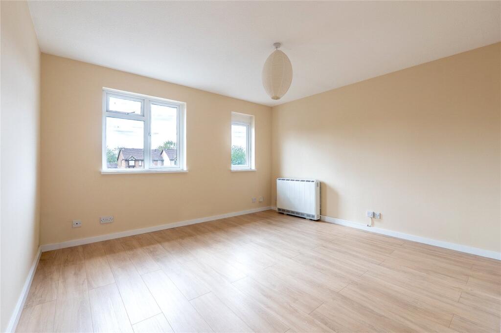 Apartment in Oxford - View 3