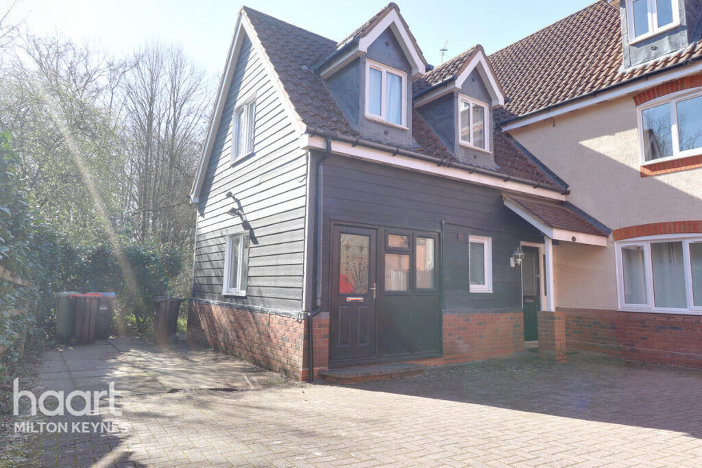 Main image of property: Foxley Place, Loughton