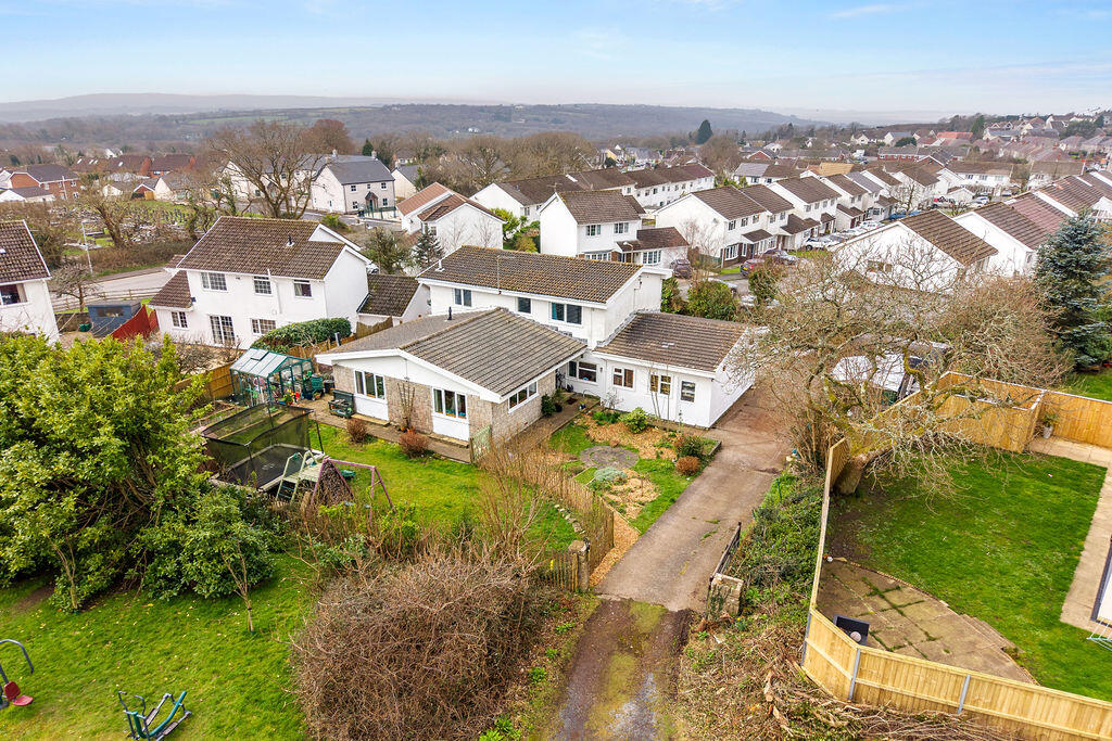 Main image of property: 1 Joiners Road, Three Crosses, Swansea, SA4