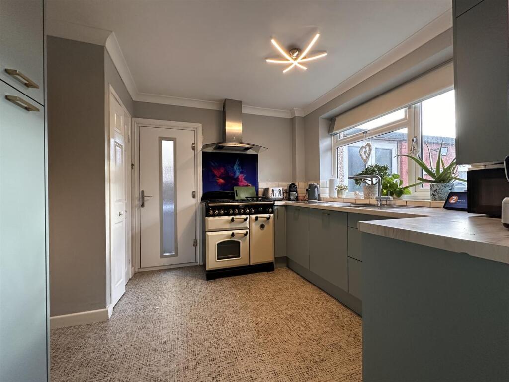 House in Newark and Sherwood, Newark - View 2