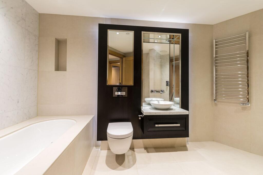 Apartment in London, City of Westminster - View 4