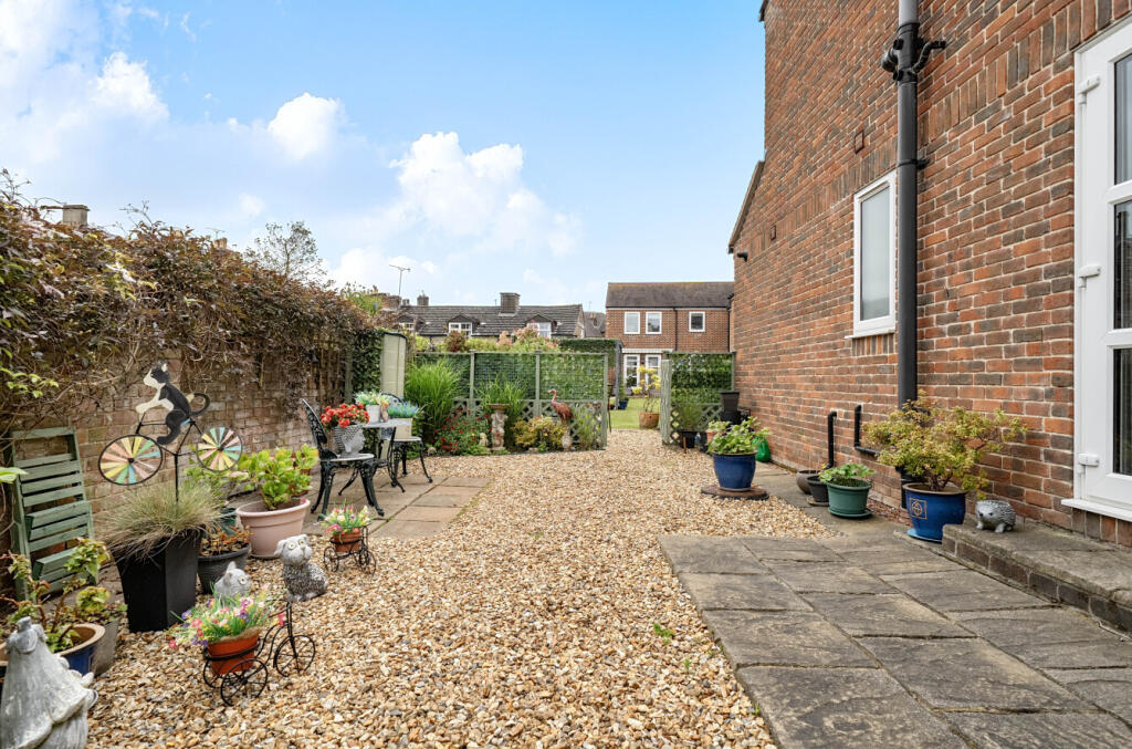 House in Warminster, Wiltshire - View 2