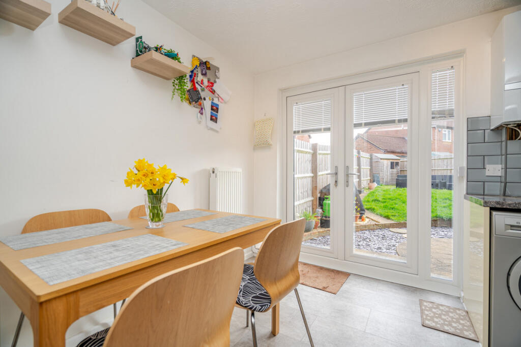 House in Milton Keynes, Browns Wood, Walton - View 2