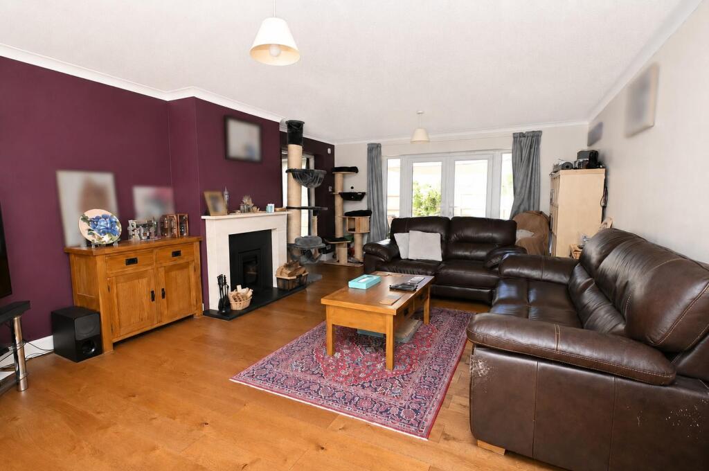 House in Basingstoke and Deane, Winklebury - View 4