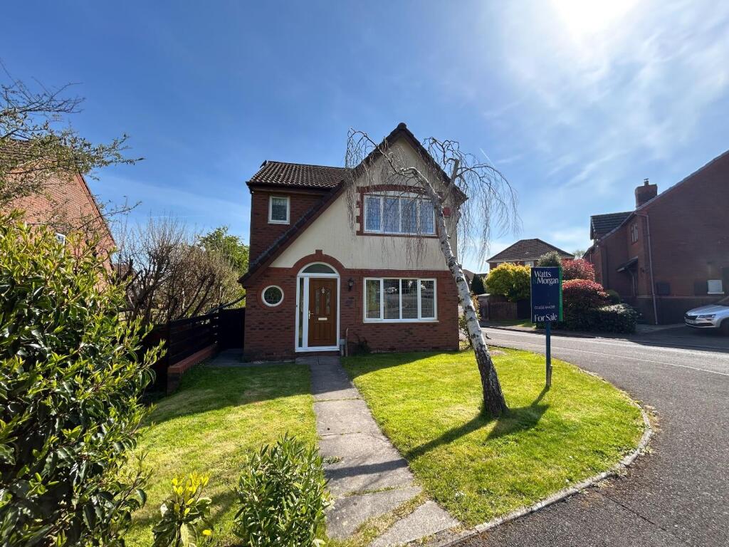 3-bed detached on Llwyn-Y-Groes, Bridgend County Borough, CF31 5AJ, £315,000