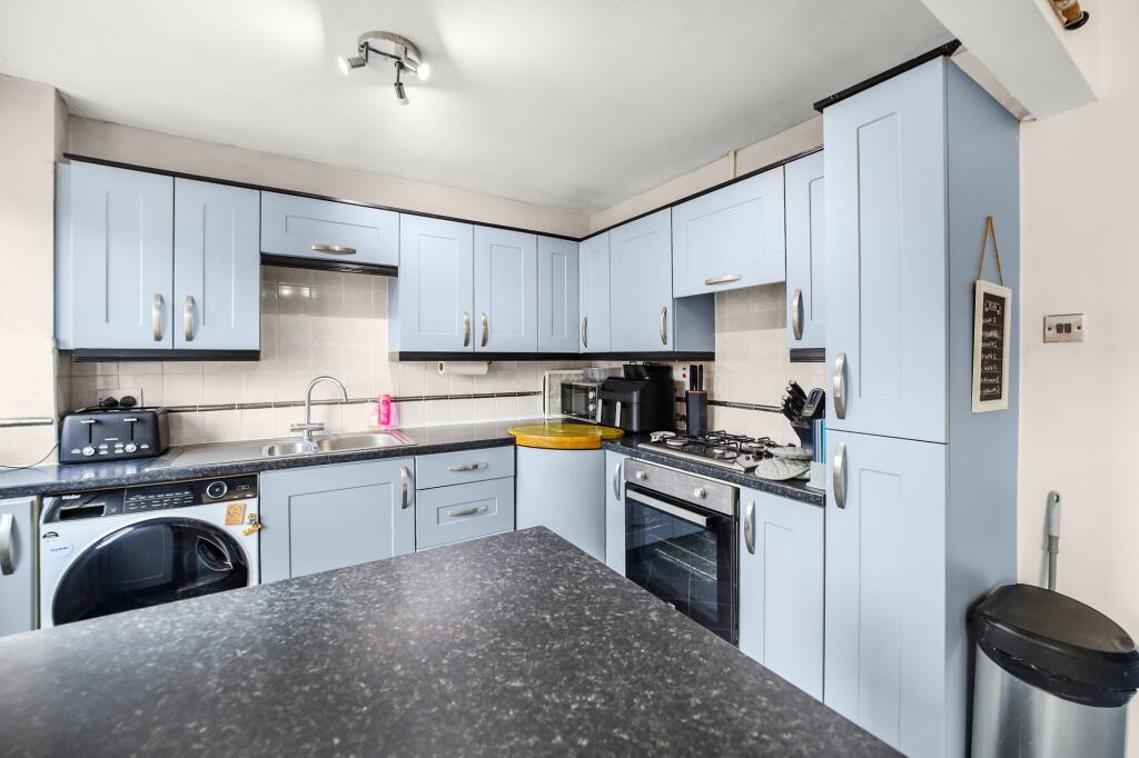 Athol Close, Newton-Le-Willows, WA12 photo 3