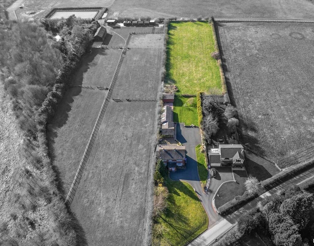 4-bed detached on Cranebrook Lane, Hilton, £950,000