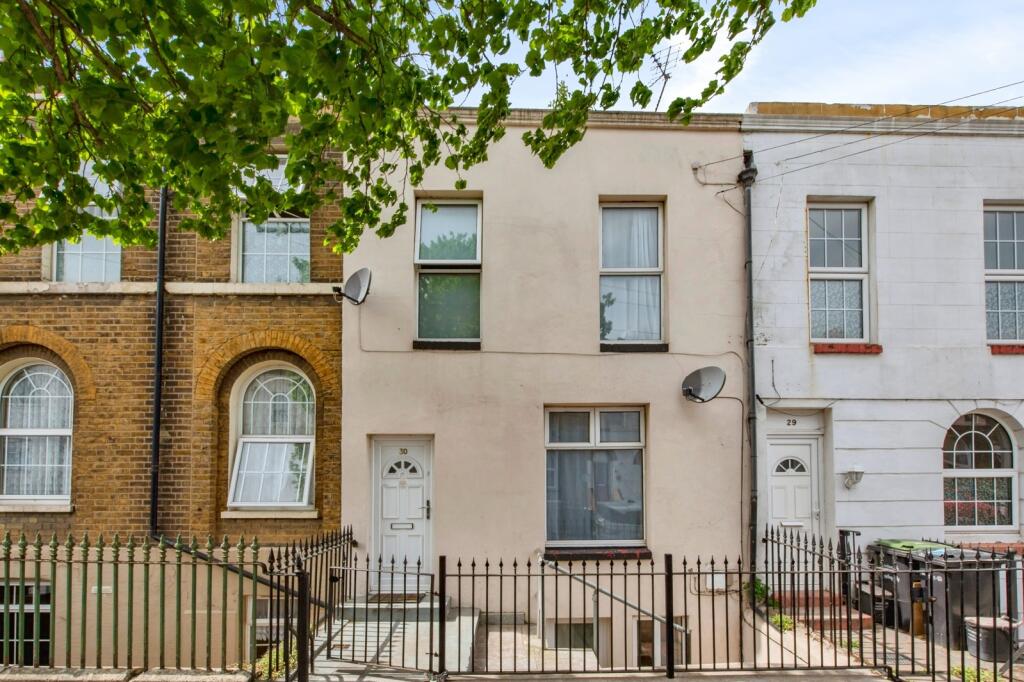 Main image of property: Edwin Street, GRAVESEND, Kent, DA12