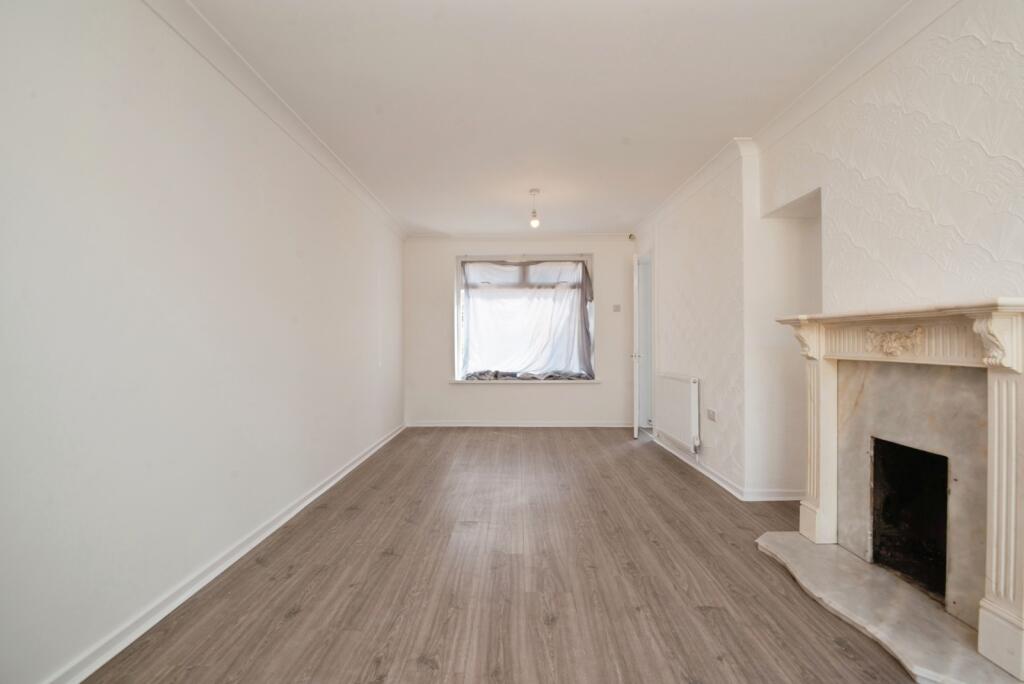 House in Newport, Bettws - View 5