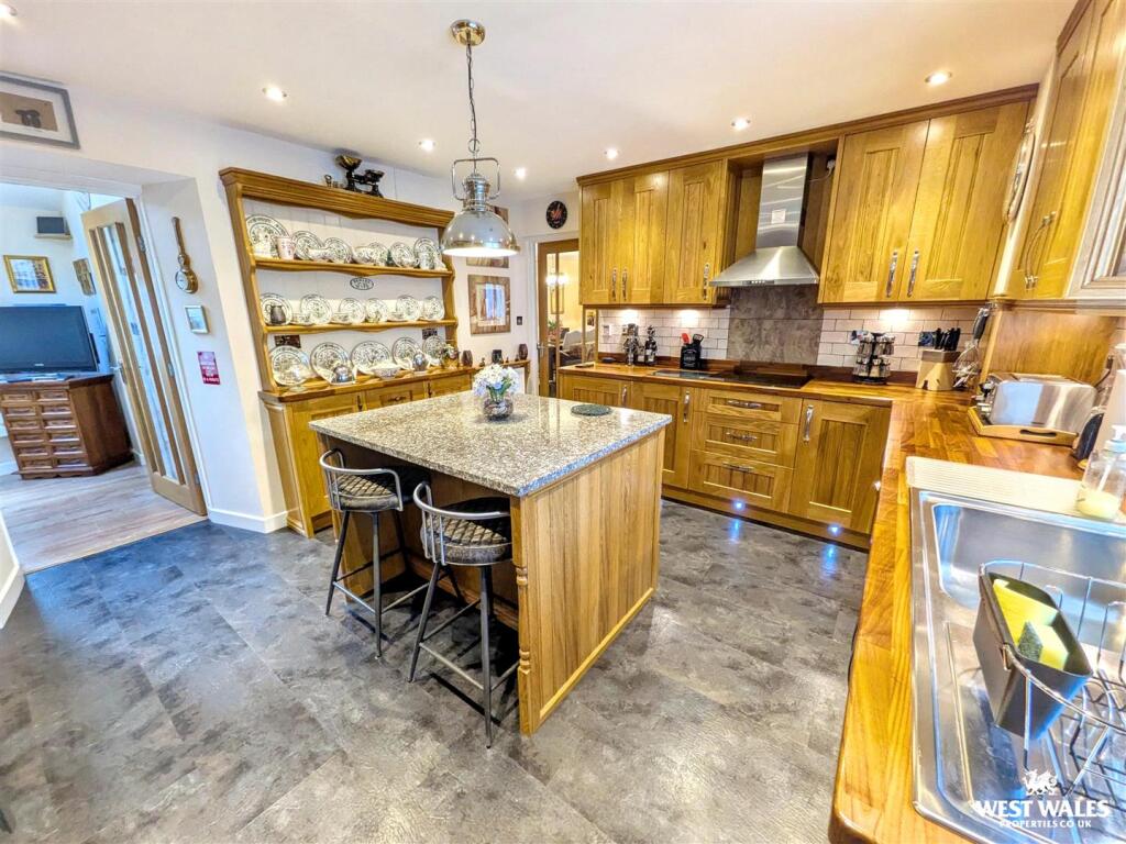 House in Swansea - More