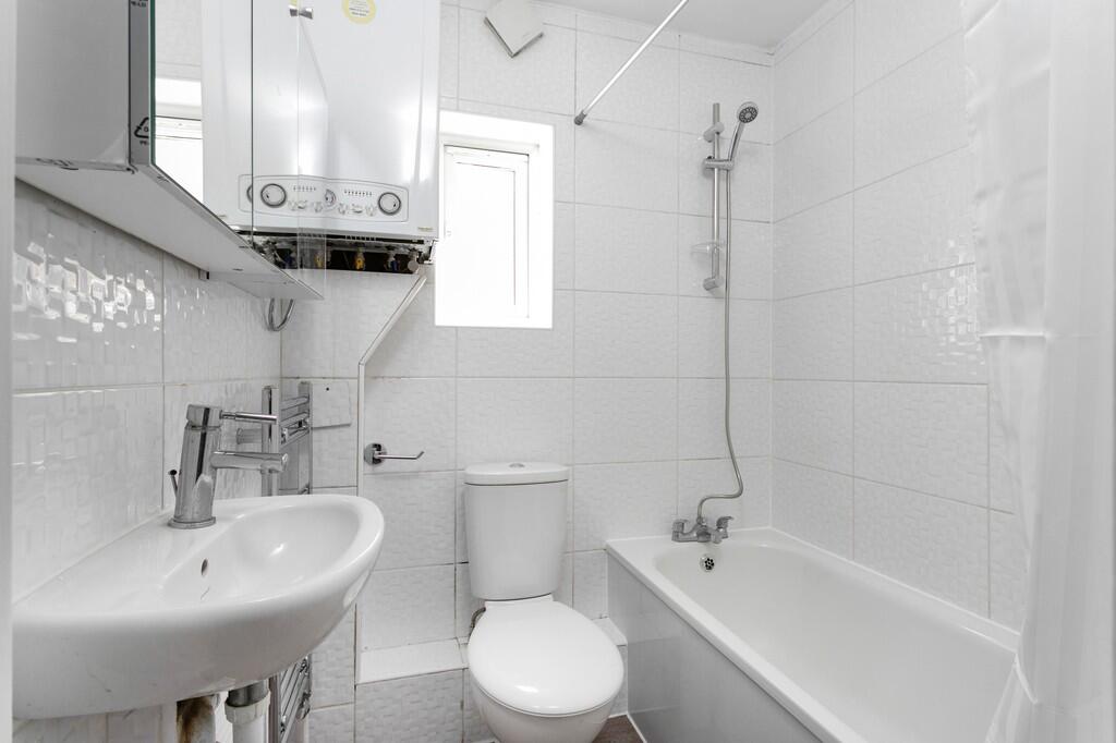 Apartment in London - More