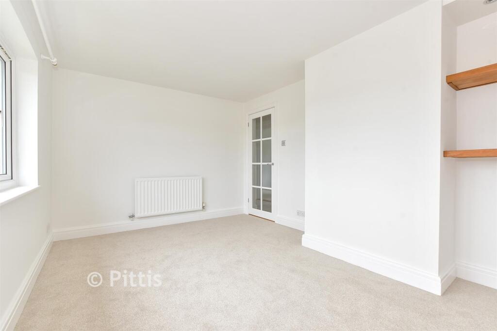 Apartment in Bembridge, Isle of Wight - View 3