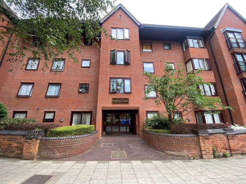 2-bed house on Aspley Court, Warwick Avenue, Bedford, £95,000